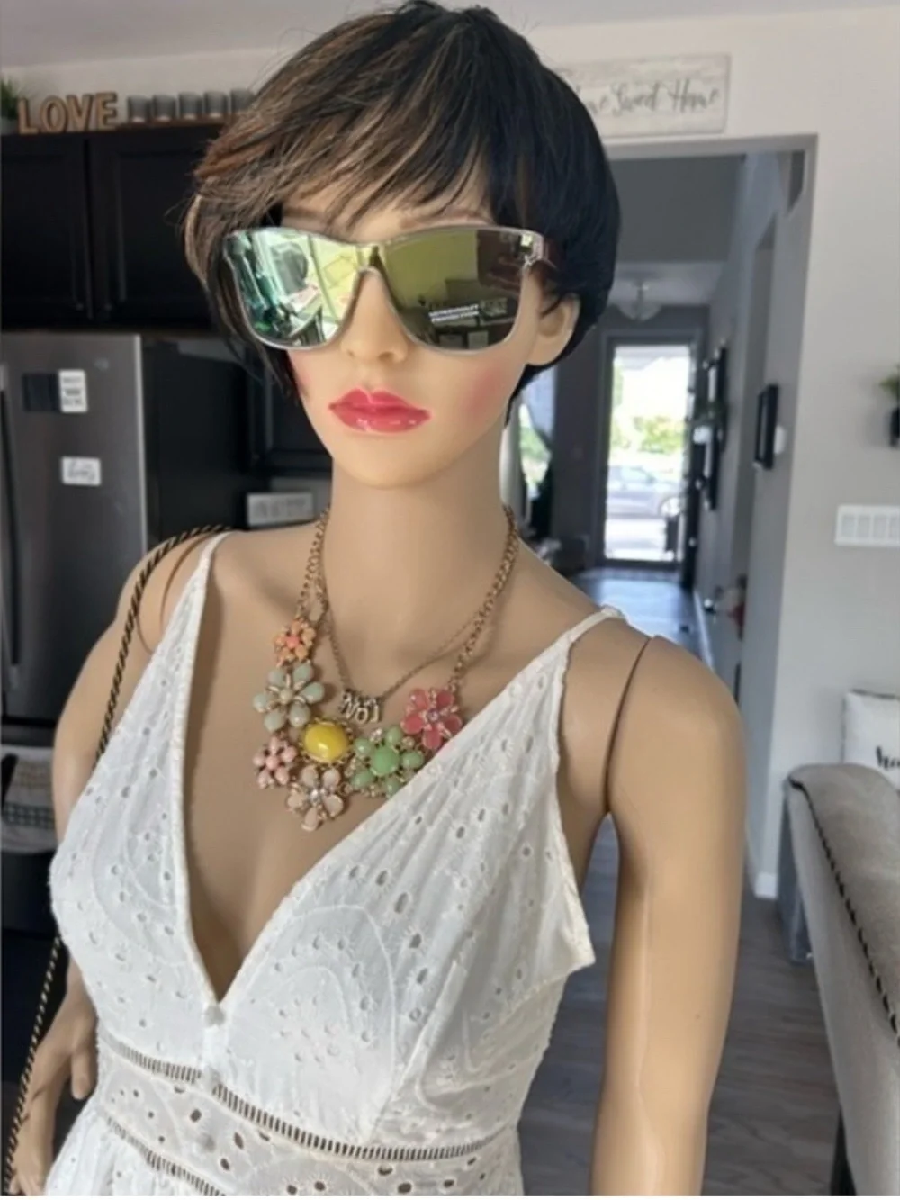🌸 Mirrored Lens Fashion Sunglasses